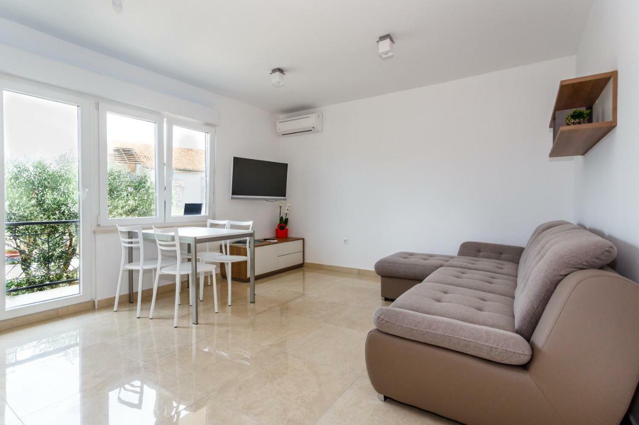 Apartman Maslina Krk Town Exterior photo