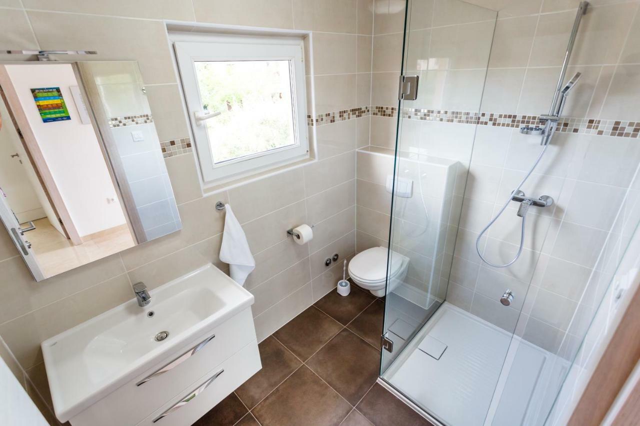 Apartman Maslina Krk Town Exterior photo
